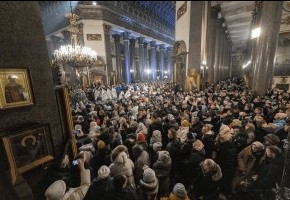 Свет ТМ «СДТ» для Рождественского богослужения в Казанском соборе в ночь с 6 на 7 января 2024